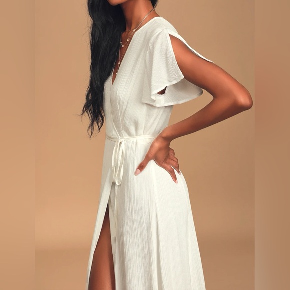 Heart of Marigold Off-White Wrap Maxi Dress - Picture 3 of 10